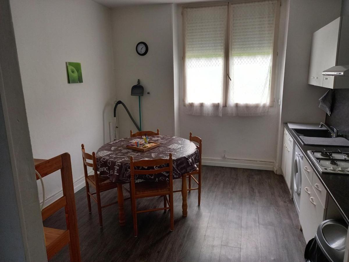 Appartement "Les Tournesols" 1Er Etage 2Ch Avec Parking A Lurs 吕尔 外观 照片